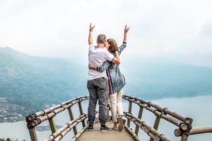 6 Romantic Surprise Ideas to Celebrate Your Anniversary