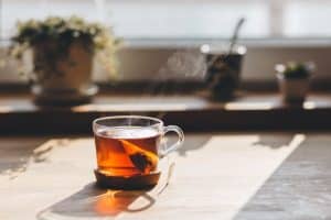 5 Side Effects of Drinking Too Much Tea